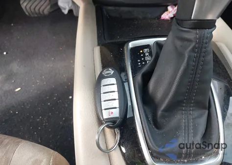 2020 Nissan Rogue Sv Intelligent Awd from USA, damaged, VIN 5N1AT2MV9LC777174